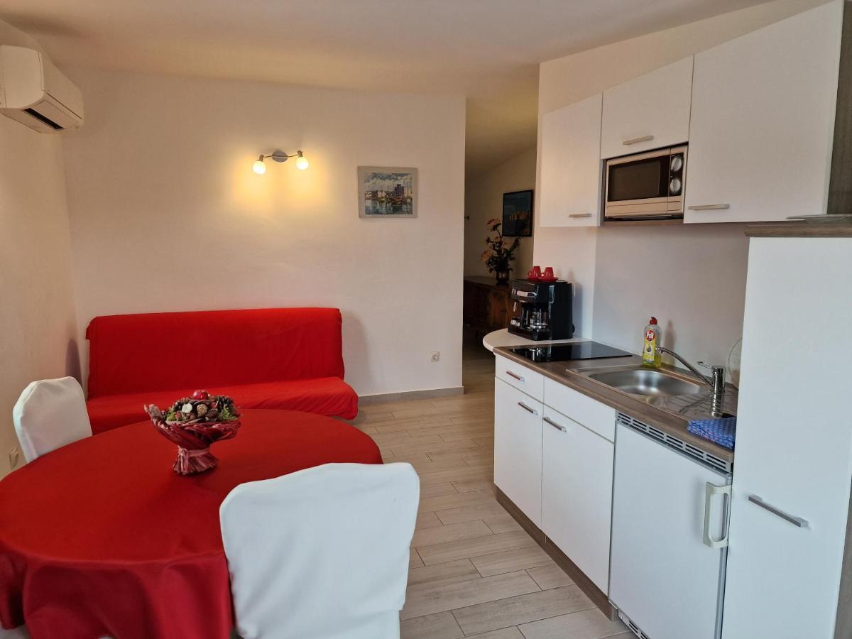 Keser Apartments Rovinj Exteriör bild