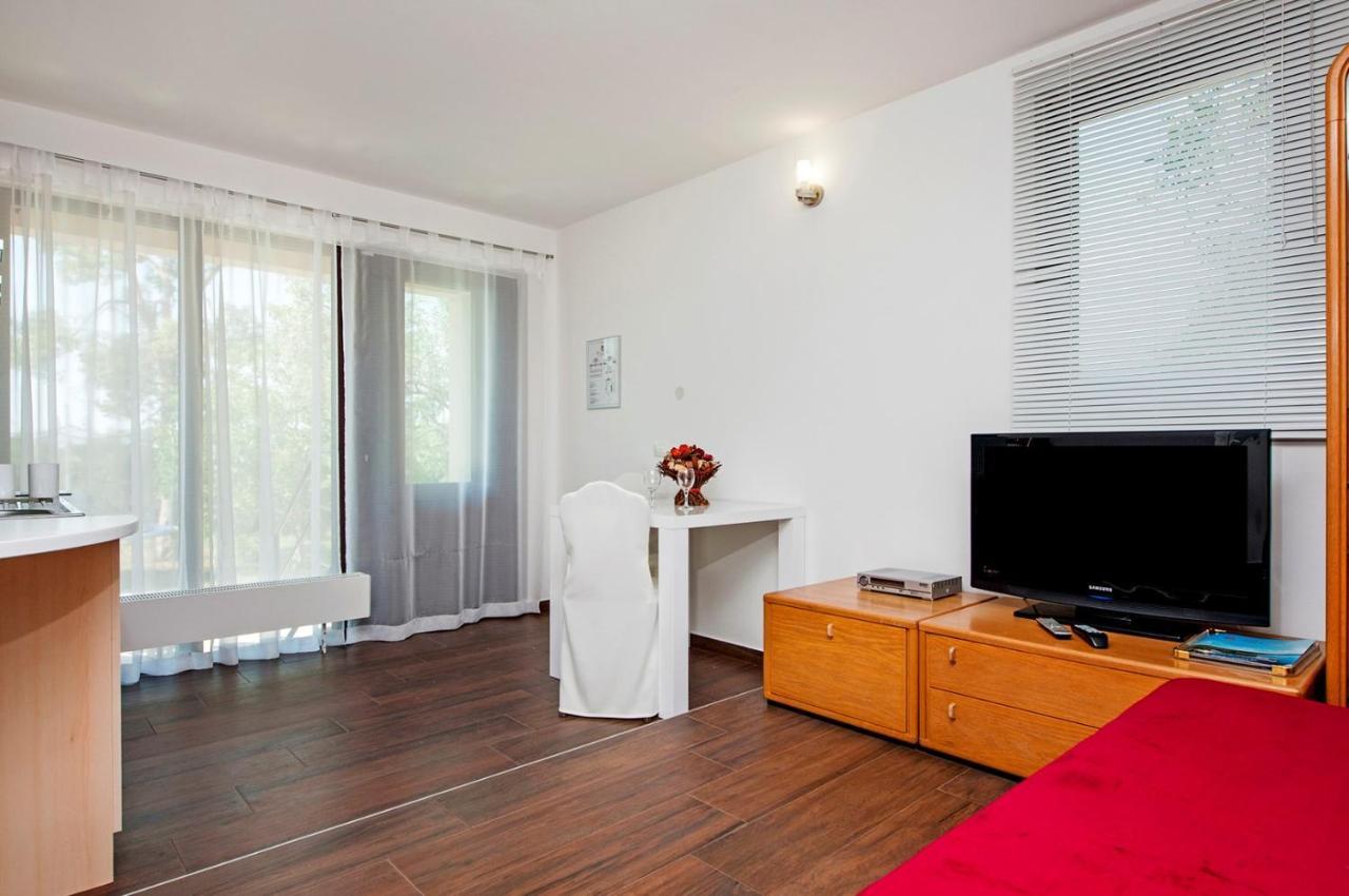 Keser Apartments Rovinj Exteriör bild