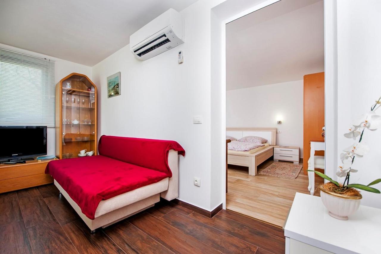Keser Apartments Rovinj Exteriör bild